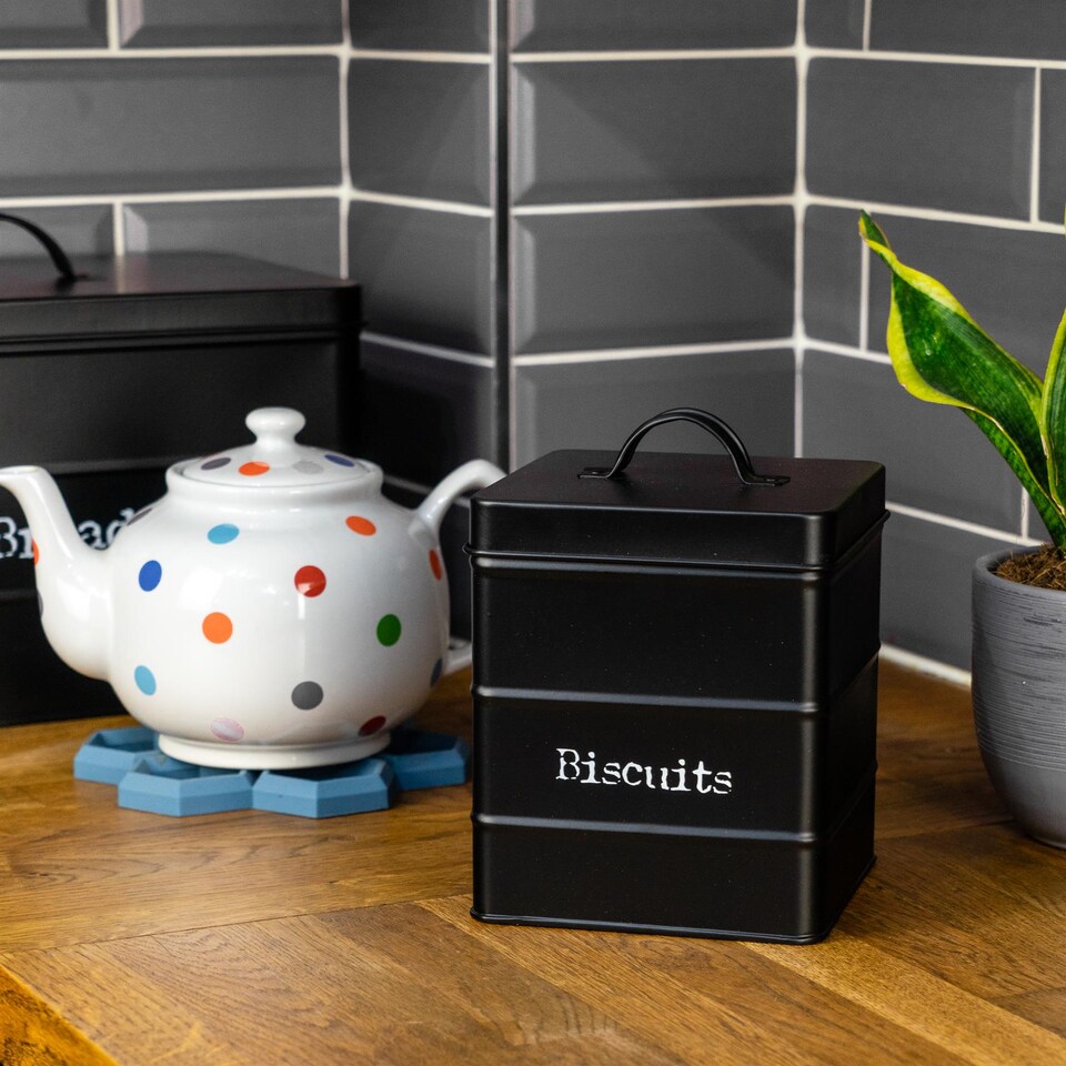 image 1 of Harbour Housewares Vintage Metal Kitchen Biscuit Tin - Black