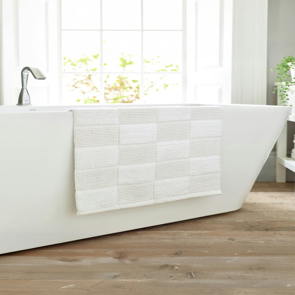 image 1 of Egyptian Spa Absorbent 1600gsm Bath Mat - 55x 85cm Super-Soft Bathroom Cotton Rug White | 55x85cm