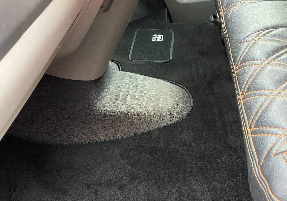 image 1 of Volkswagen T6 2016 Front Cabin Mat - Black