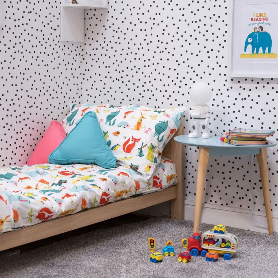 image 1 of ValueLights Tom Childrens Painted White Table Lamp