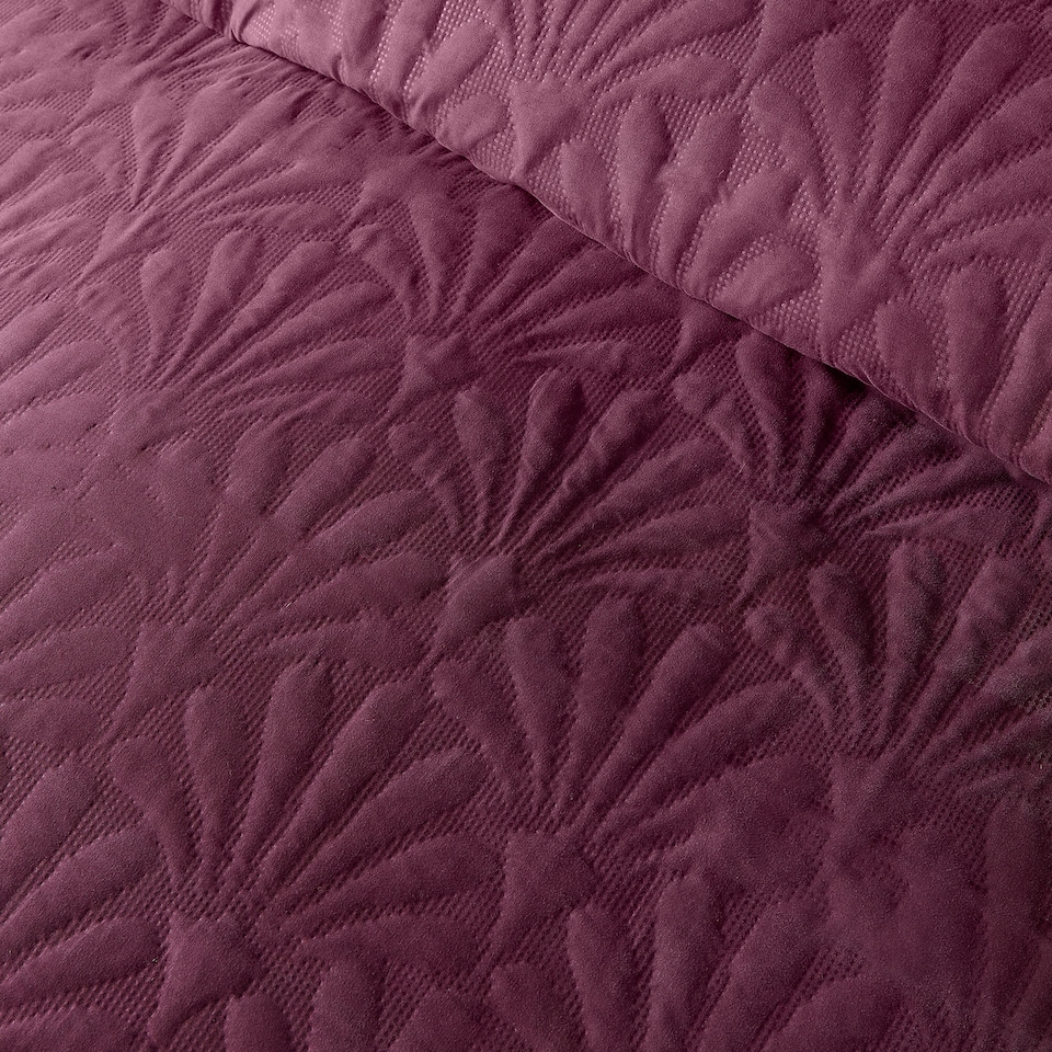 image 1 of Serene Cavali Duvet Cover Set Berry