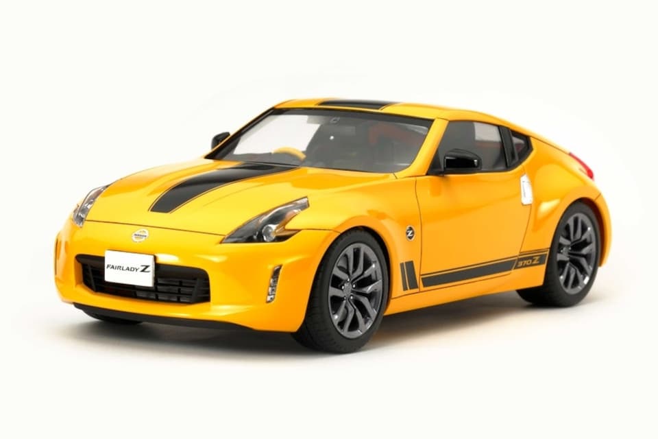 Tamiya Nissan 370Z Heritage Edition (1:24 Scale)