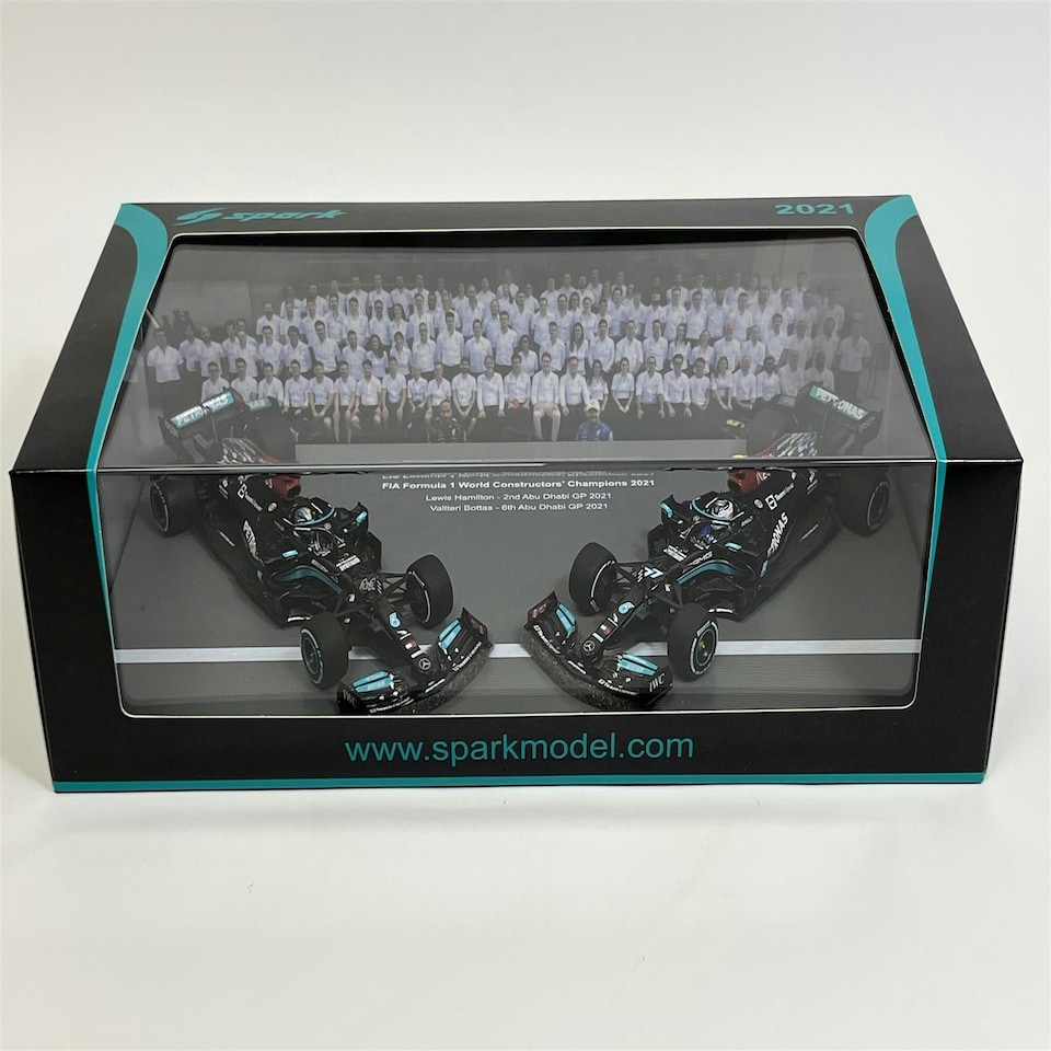 image 1 of Lewis Hamilton and Valtteri Bottas Mercedes F1 World Constructors Champions 2021 1:43 Spark S7860