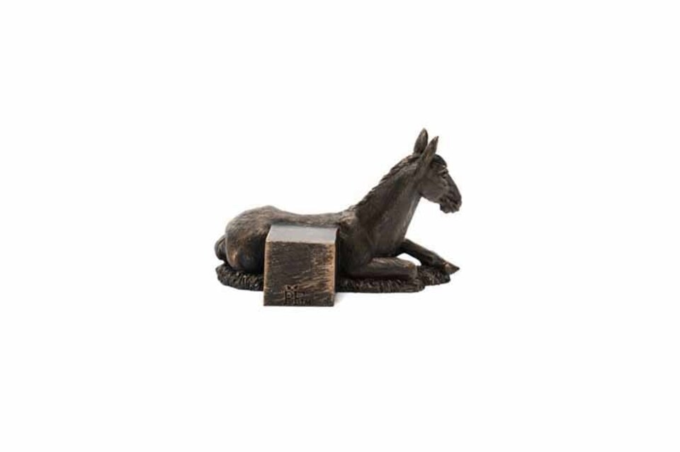 image 1 of Horse Laying Plant Pot Feet - Set of 3 | Grey