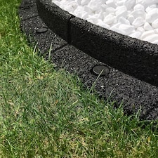Pack of 6 x 1m Flexi Border Garden Edging in Black Black