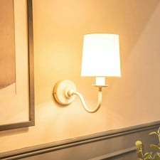 ValueLights Memphis Traditional Cream Wall Light Fitting