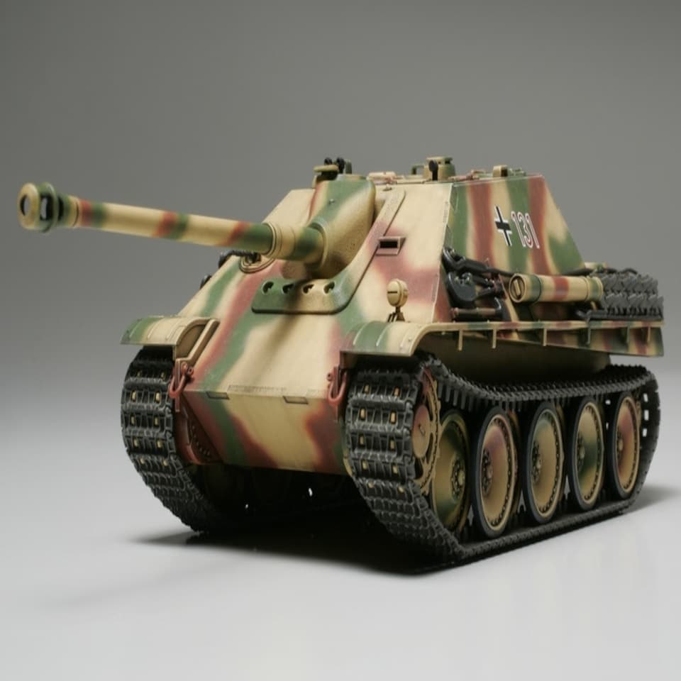 Tamiya German Tank Destroyer Jagdpanther Late Version (1:48 Scale)
