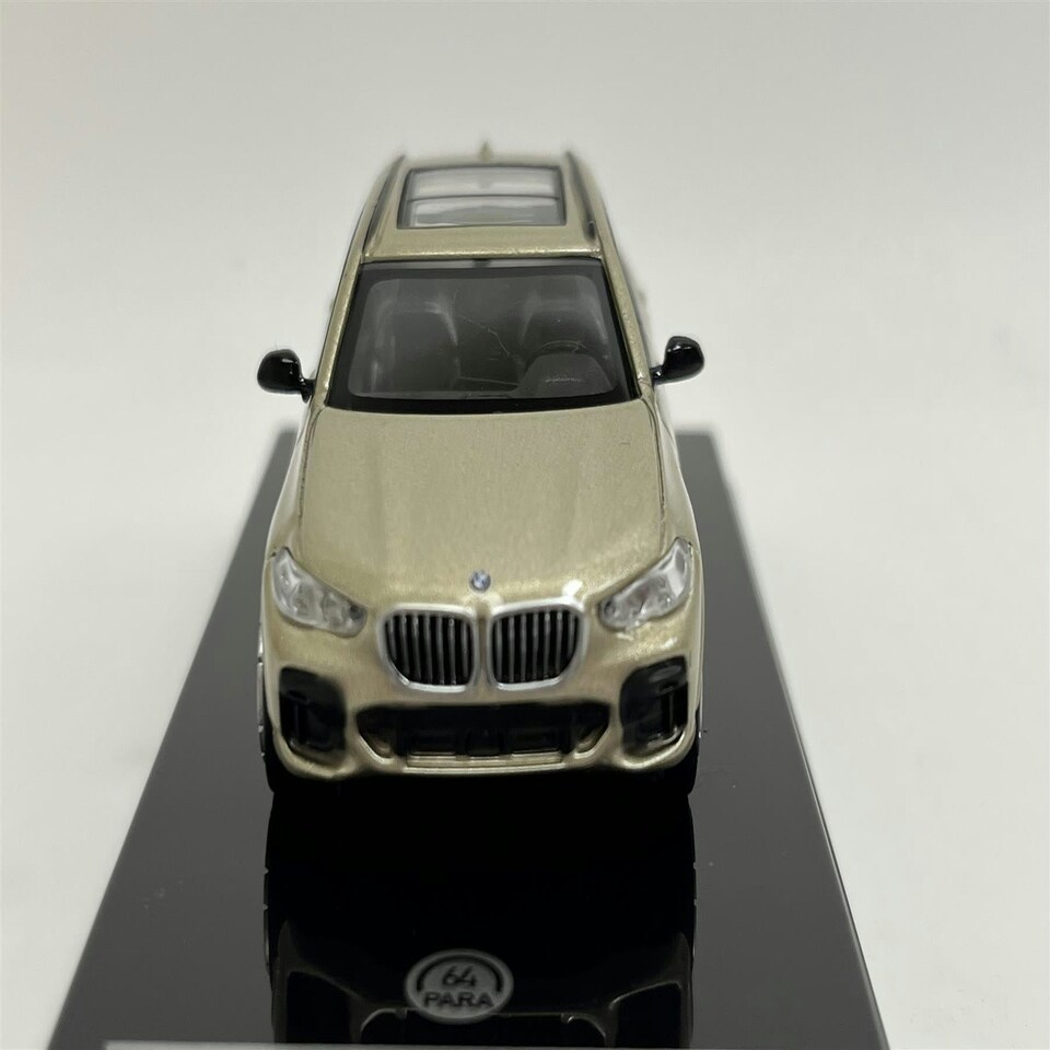 image 1 of 2018 BMW X5 G05 Sunstone Metallic LHD 1:64 Scale Paragon 55187