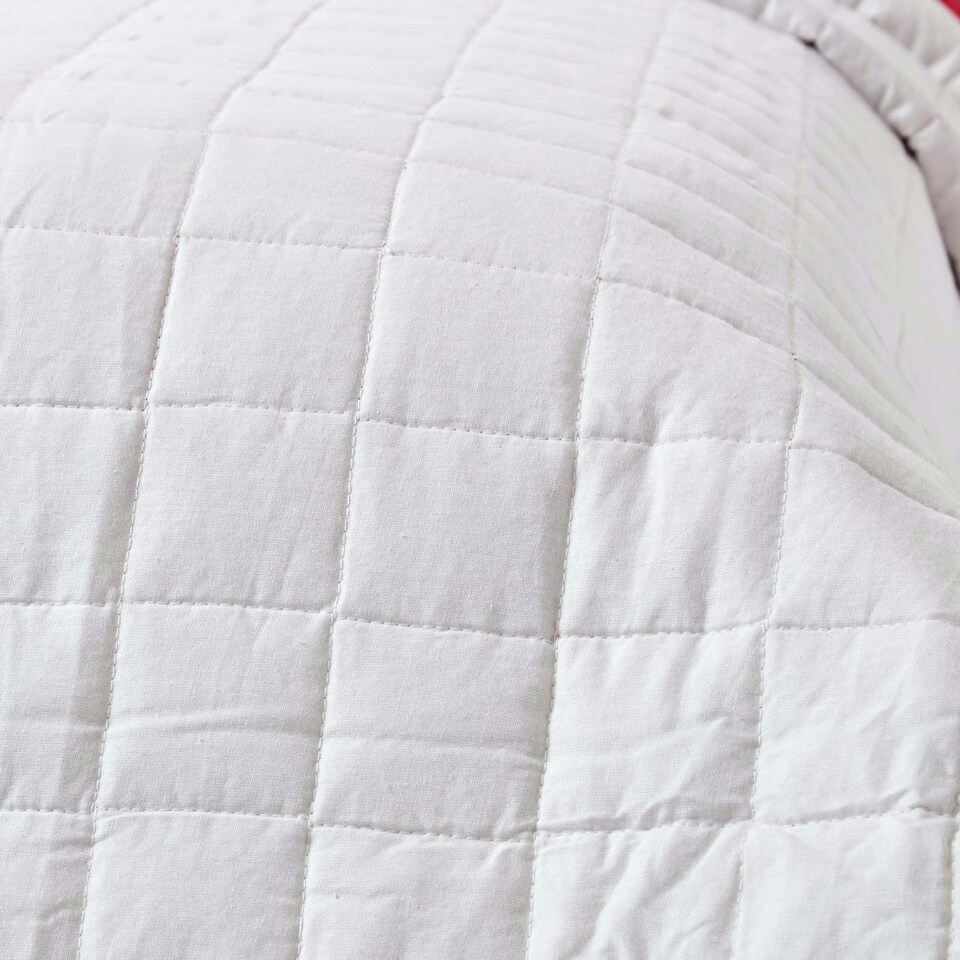 image 1 of Homescapes Cotton Quilted Reversible Bedspread Red and White - 230 x 250 cm | Red