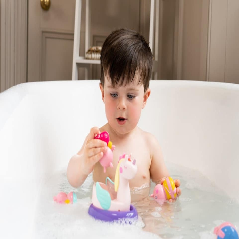 image 1 of Tomy Toomies Peppa Pig Bath Set