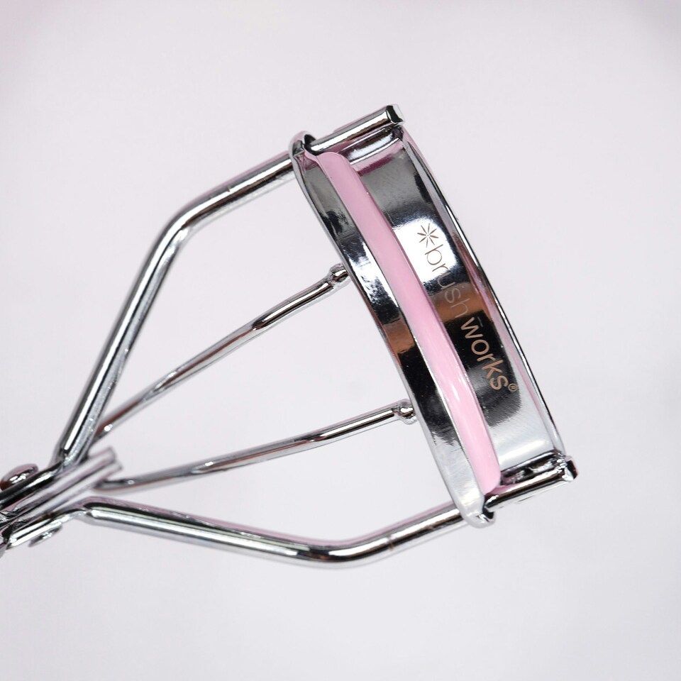 image 1 of Brushworks Classic Lash Curler