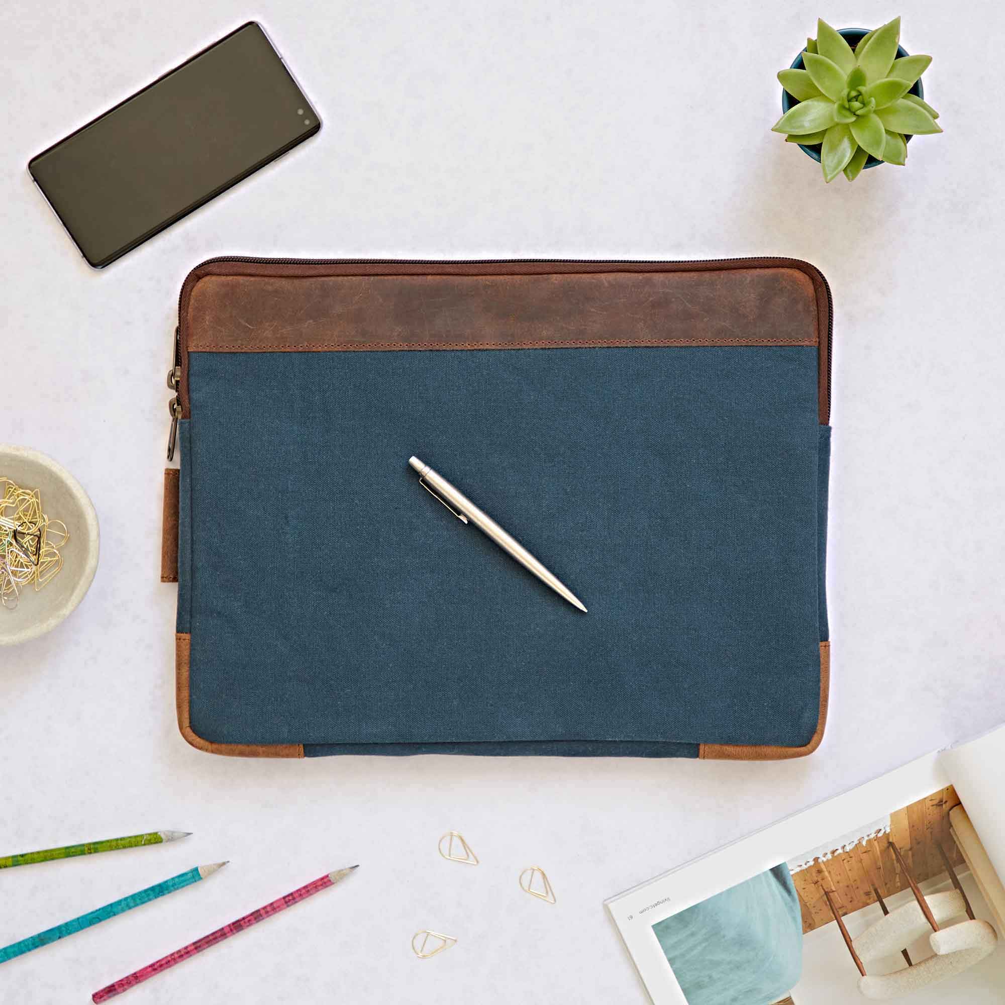 Paper High Leather & Canvas 14 inch Laptop Case in Blue