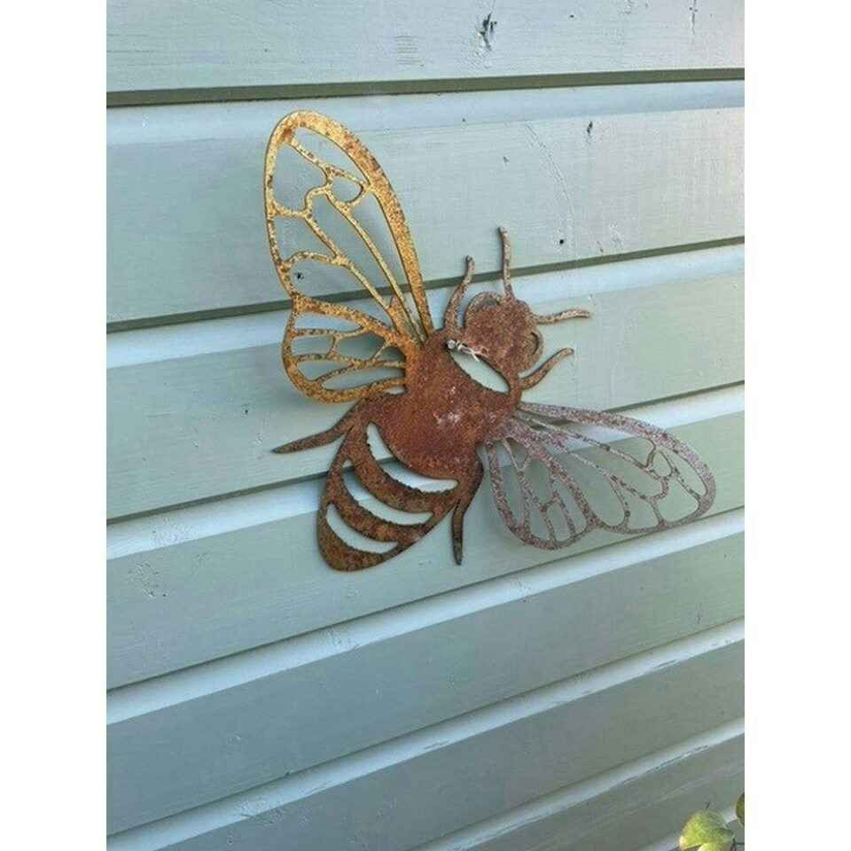 image 1 of Folded Wings Butterfly (Small) Garden Art - W20.3 x H19.1 cm - Bare Metal/Ready to Rust