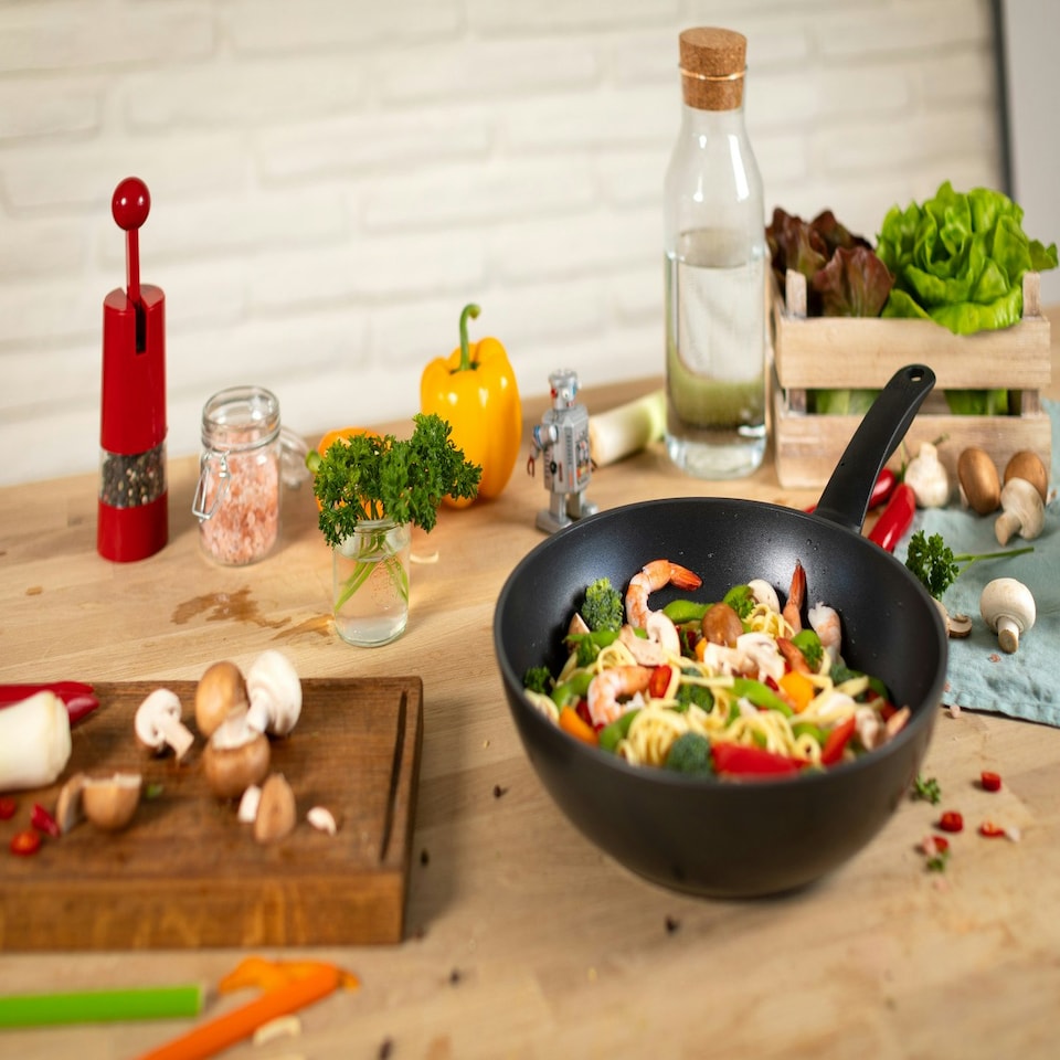 image 1 of Easy Induction Wok 28cm