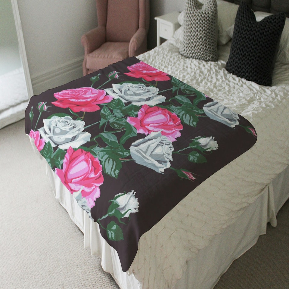 image 1 of pattern of Pink and White Flowers (Blanket)