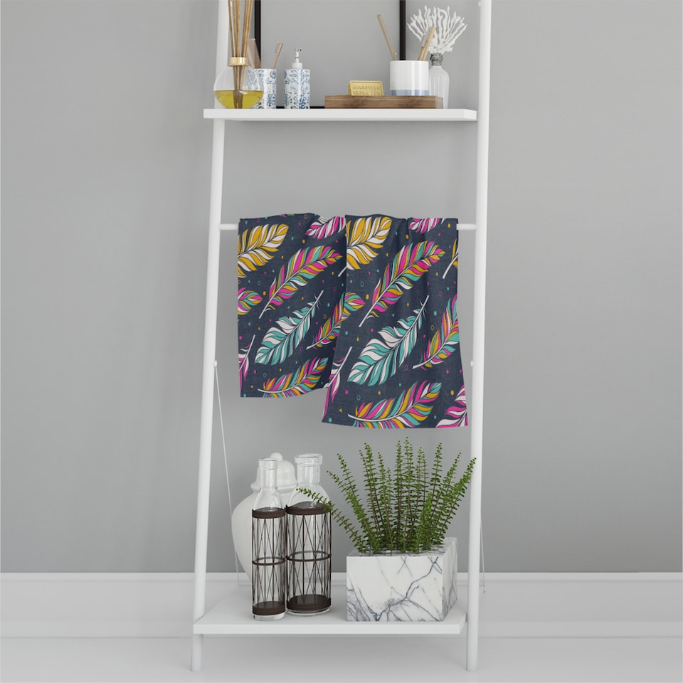 image 1 of Retro Color Feathers Soft Bath Towel | Multi