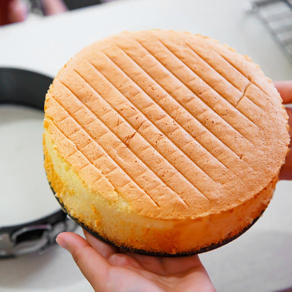 image 1 of Living and Home Set of 5 Non-Stick Round Springform Cake Pans with Removable Bottoms | Black