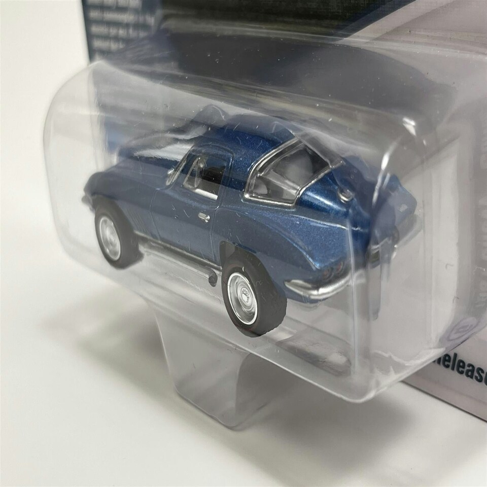 image 1 of 1967 Chevy Corvette 427 Marina Blue Poly 1:64 Scale Johnny Lightning JLMC029A