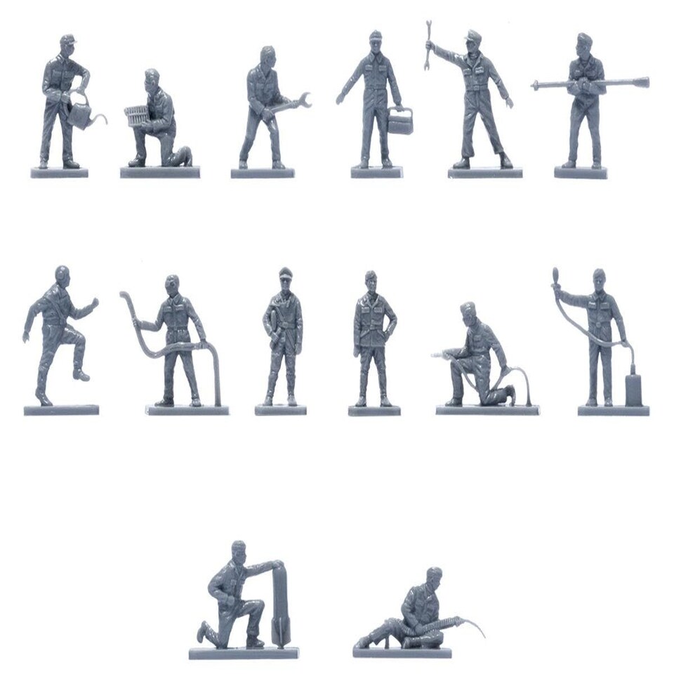 image 1 of Airfix Vintage Classics German Luftwaffe Personnel (1:76 Scale)