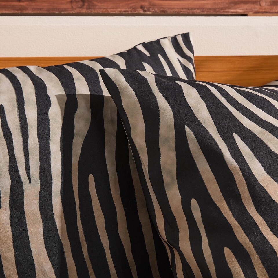 image 1 of OHS 2 x Animal Print Garden Cushion Covers Outdoor Water Resistant