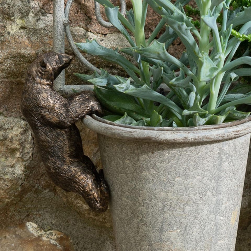 image 1 of Polar Bear Plant Pot Hanger - L10.5 x W5 x H6 cm