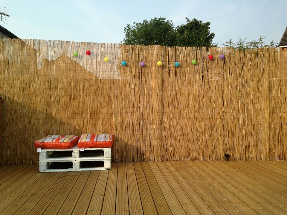 image 1 of 4m x 1.5m Split Reed Fencing Screening Rolls for Garden Outdoor Privacy | Brown | Beige | 1