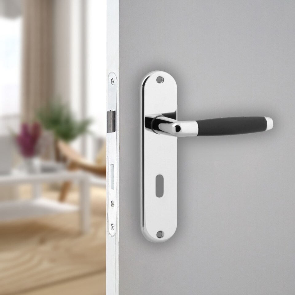 image 1 of Cambridge Metal Lever Latch Door Handles Set Rose Internal, External | Silver | 6x Polished Nickel Keyhole