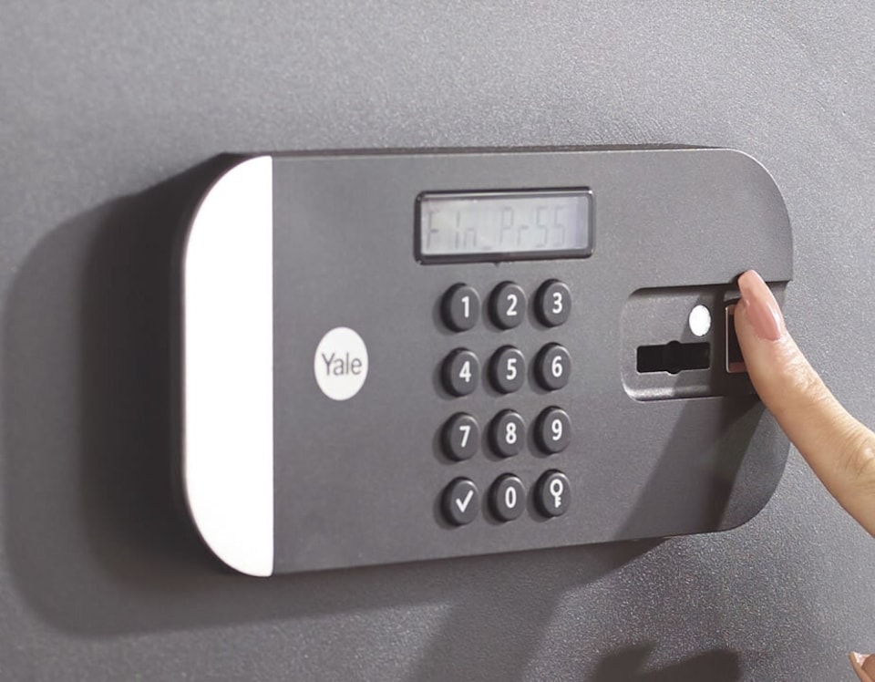 image 1 of YALE MAXIMUM SECURITY FINGERPRINT LAPTOP SAFE