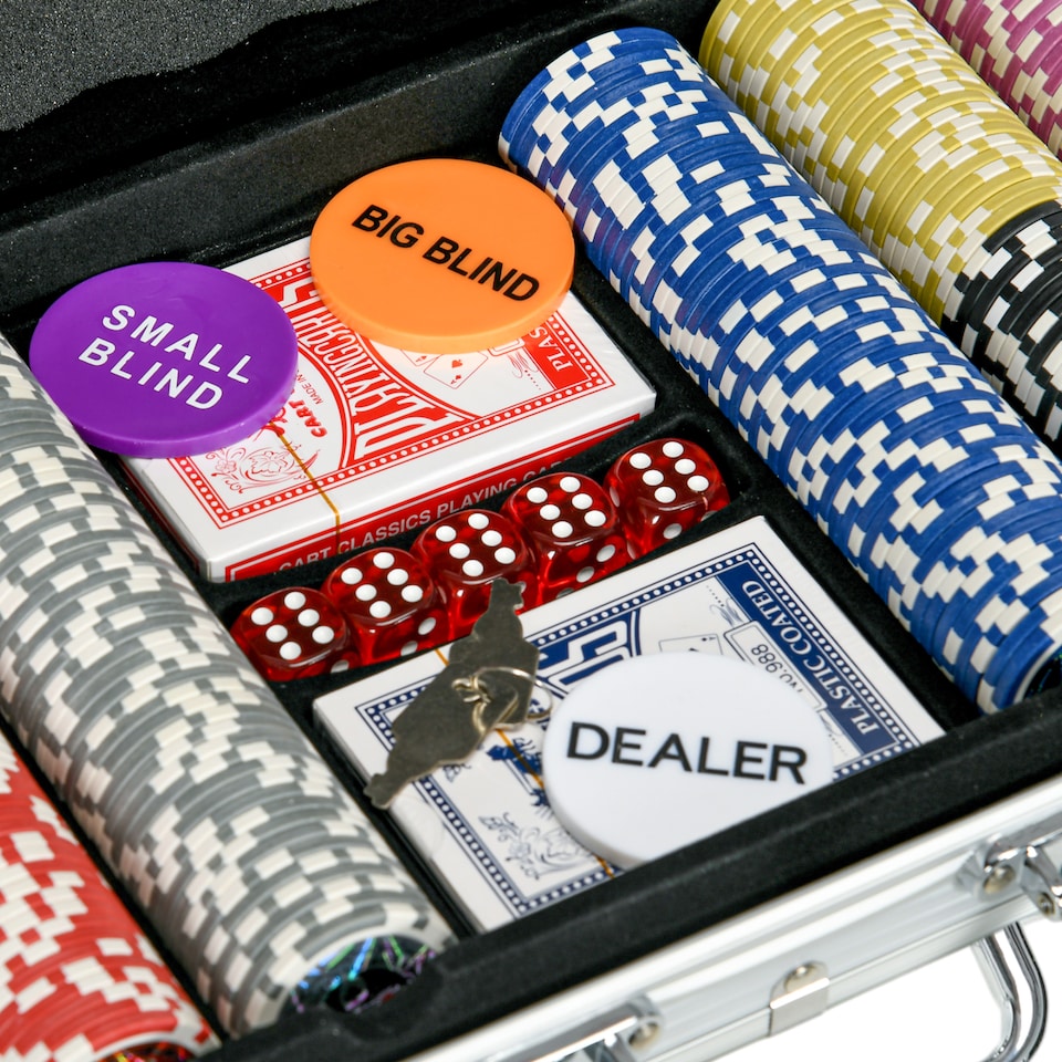 image 1 of SPORTNOW 500-Piece Poker Chips Set with Aluminium Case, Holdem Poker Set with Mat, 11.5g Numbered Poker Chips, Two Decks of Cards, Dealer, Five Dices