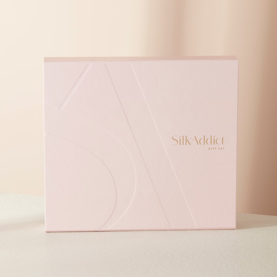 image 1 of Silk Addict 100% Mulberry Silk Gift Set - Pale Pink