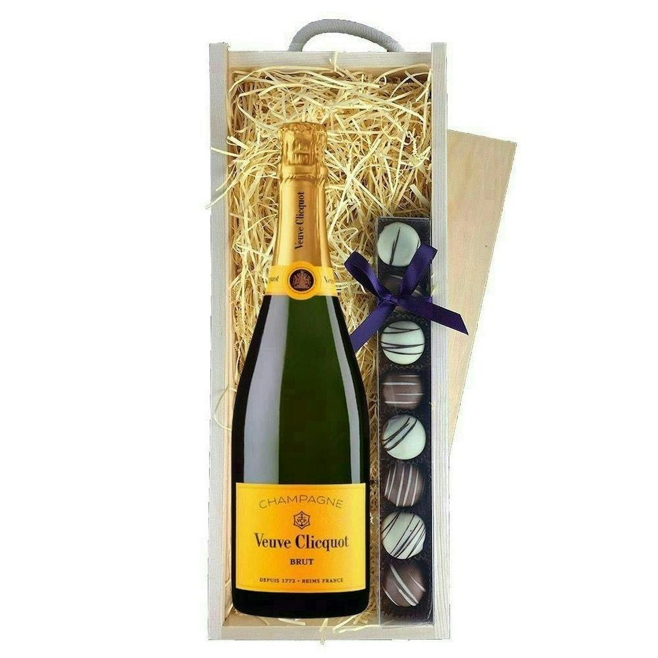 Veuve Clicquot Brut Yellow label Champagne & Truffles, Wooden Box 75cl 12% abv