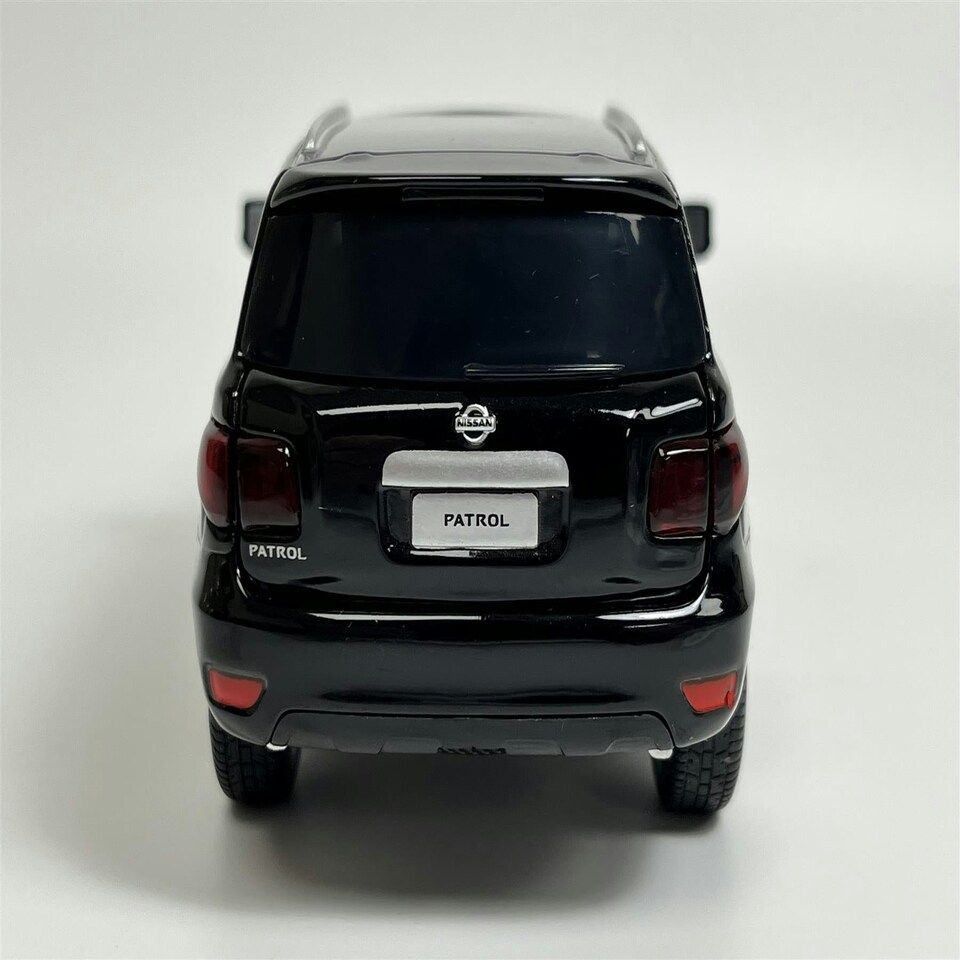 image 1 of Nissan Patrol Y62 Black LHD 1:32 Scale Tayumo 32115014