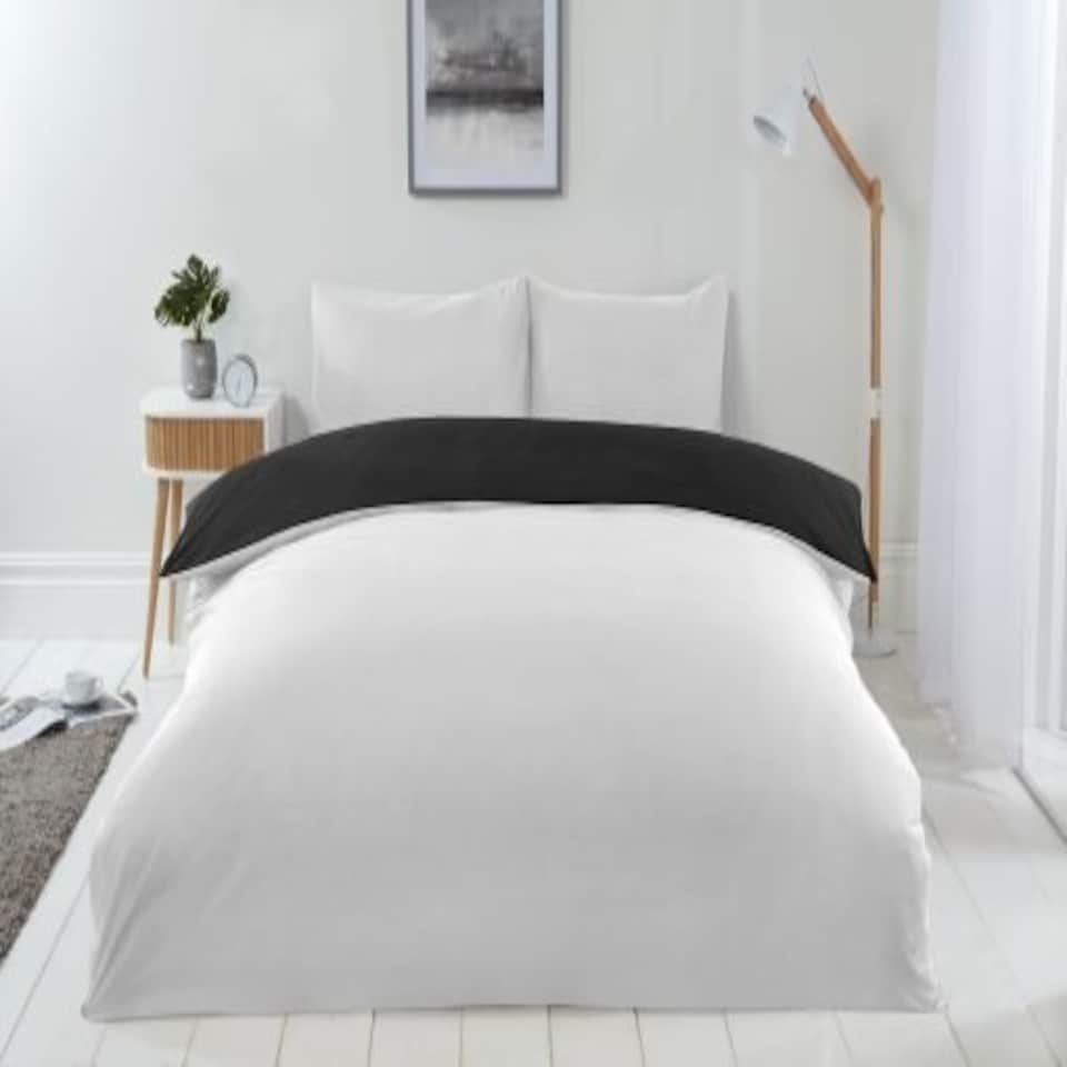 image 1 of Brights Reversible Duvet King Bed BlackWhite