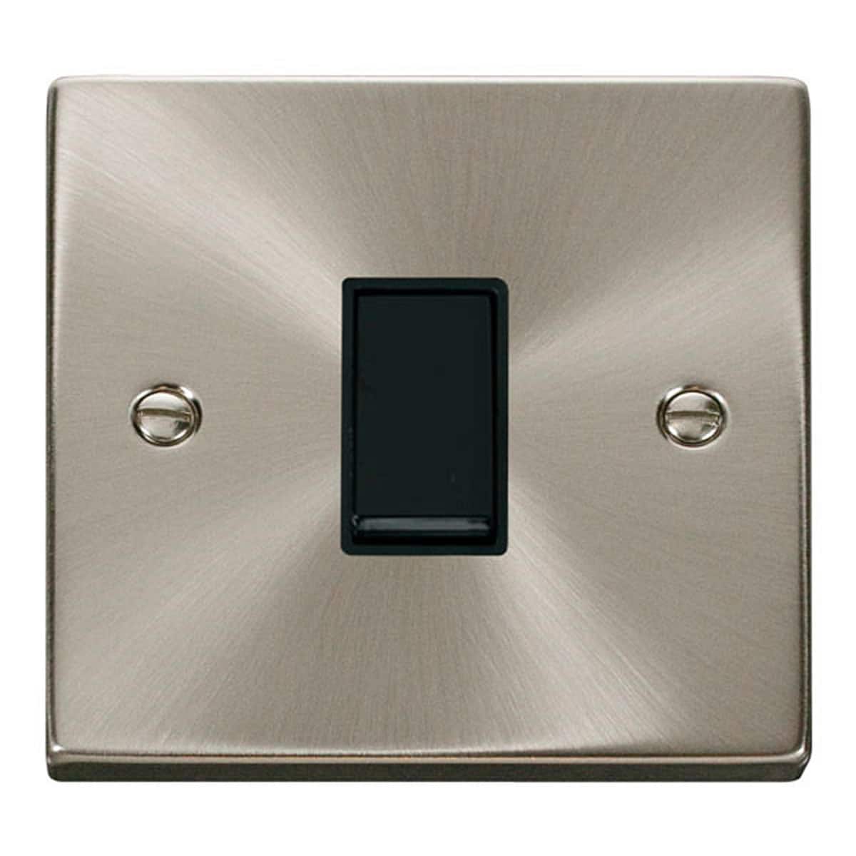 SE Home Satin / Brushed Chrome 10A 1 Gang Intermediate Light Switch in Metallic Silver