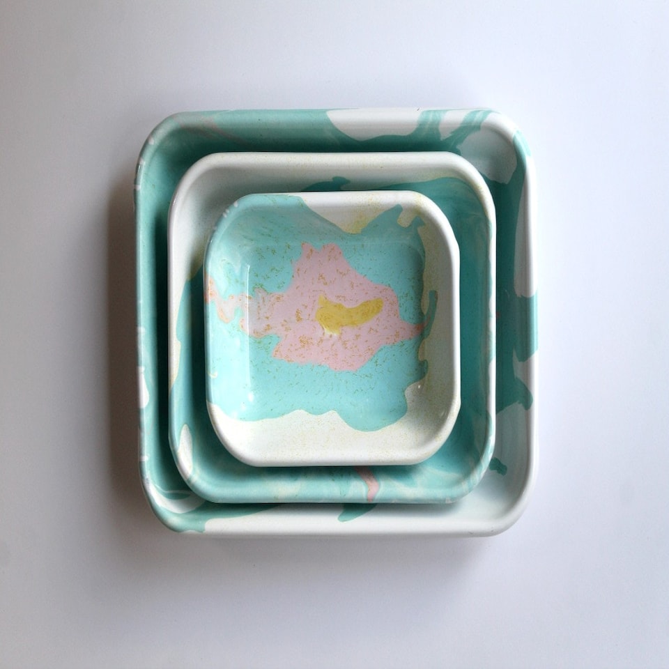 image 1 of Unique Collection Enamel Rectangular Serving And Roasting Dish - 21 cm (W) x 14 cm (D) x 4 cm (H)