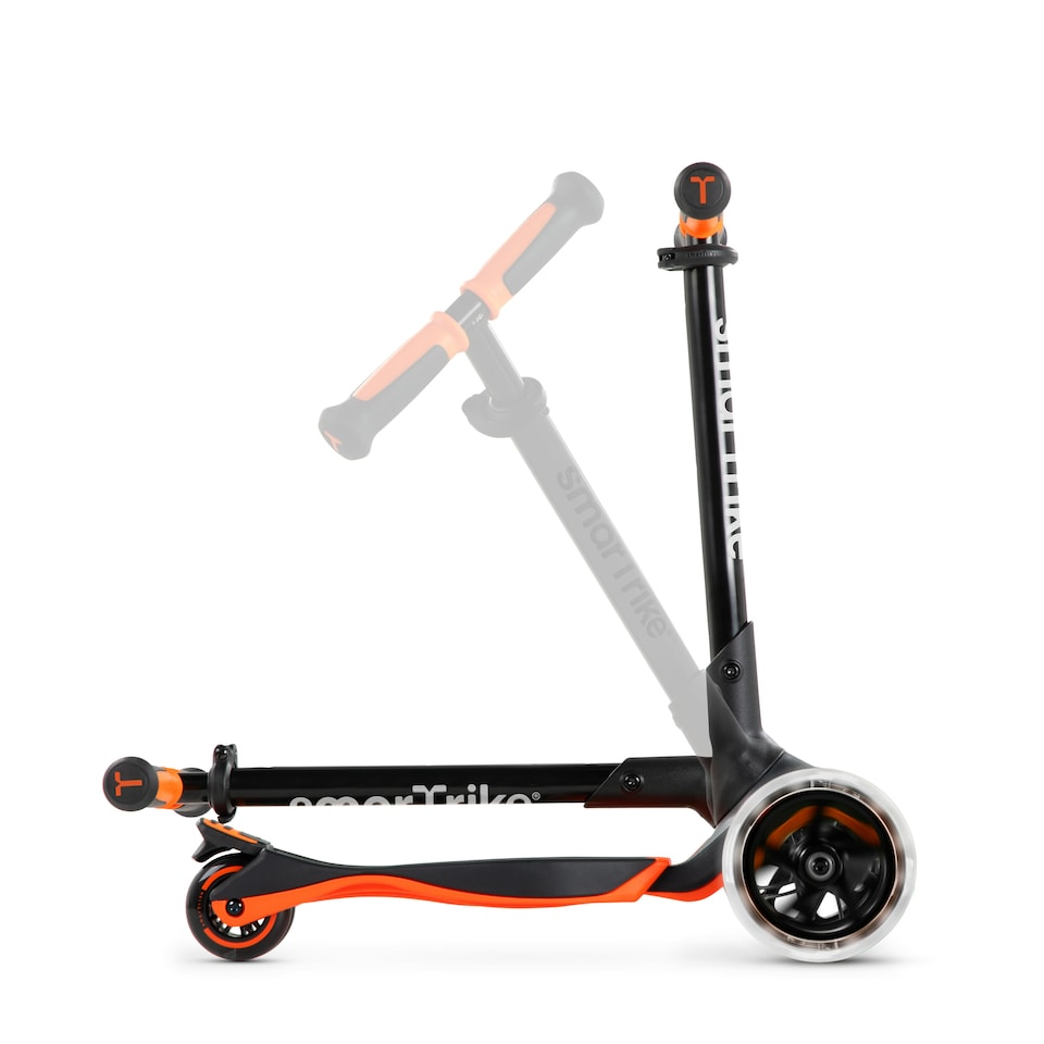 image 1 of smarTrike Extend 3 Stage Scooter - Orange