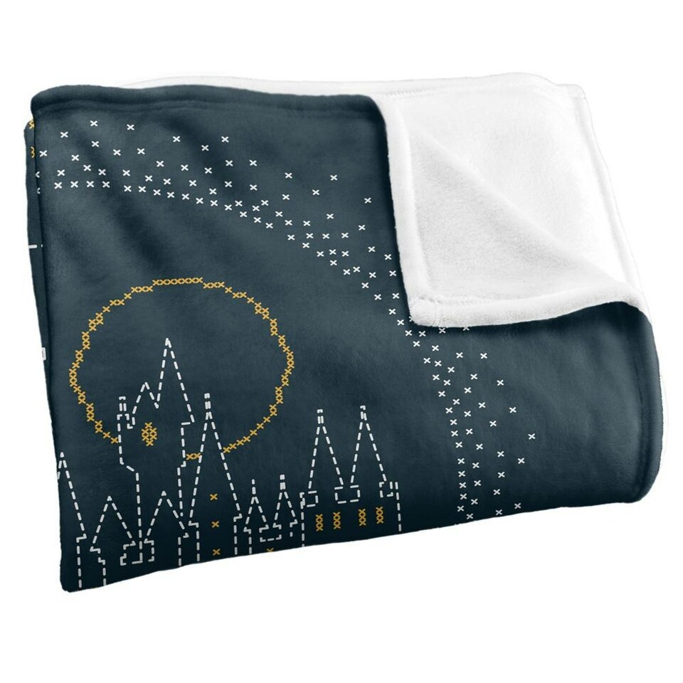 image 1 of Harry Potter I´d Ratyer Stay At Hogwarts Christmas Blanket - Multicoloured - One Size