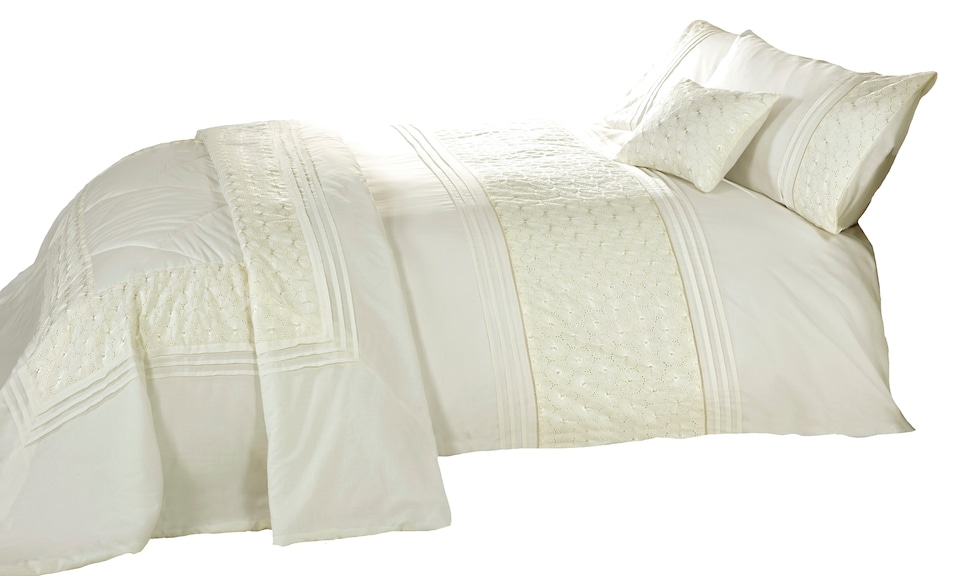 image 1 of Everdean Floral Polycotton Duvet Cover Set with Pillowcase | White | Single | 1