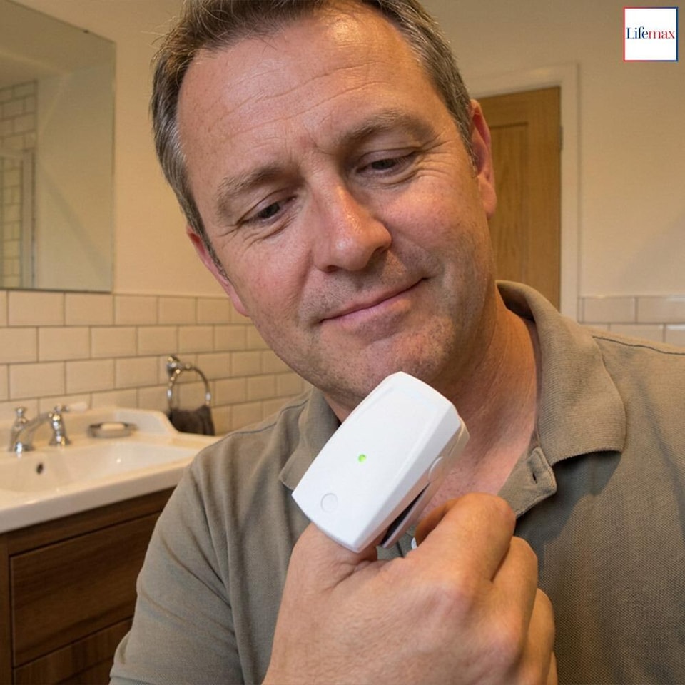 image 1 of Lifemax Laser Nail Treatment