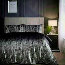 Portfolio Home Marseilles Printed Velvet Metallic Duvet Cover Set With Pillow Cases Black | King