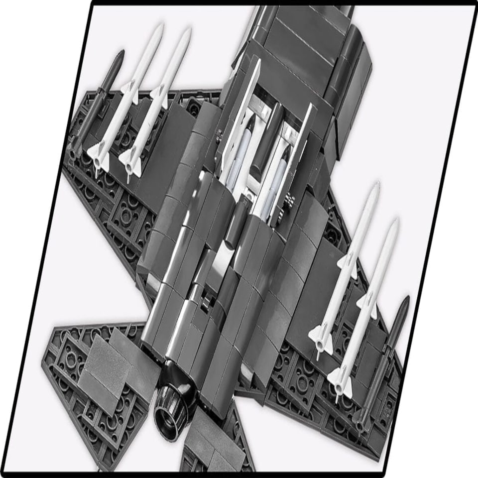 image 1 of F-35B STOVL Lightning II brick plane model - COBI 5895 - 580 bricks