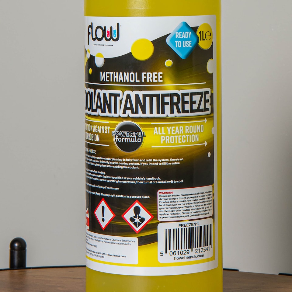 image 1 of 1 Litres Car Engine Coolant and AntiFreeze Fluid for All Vehicles