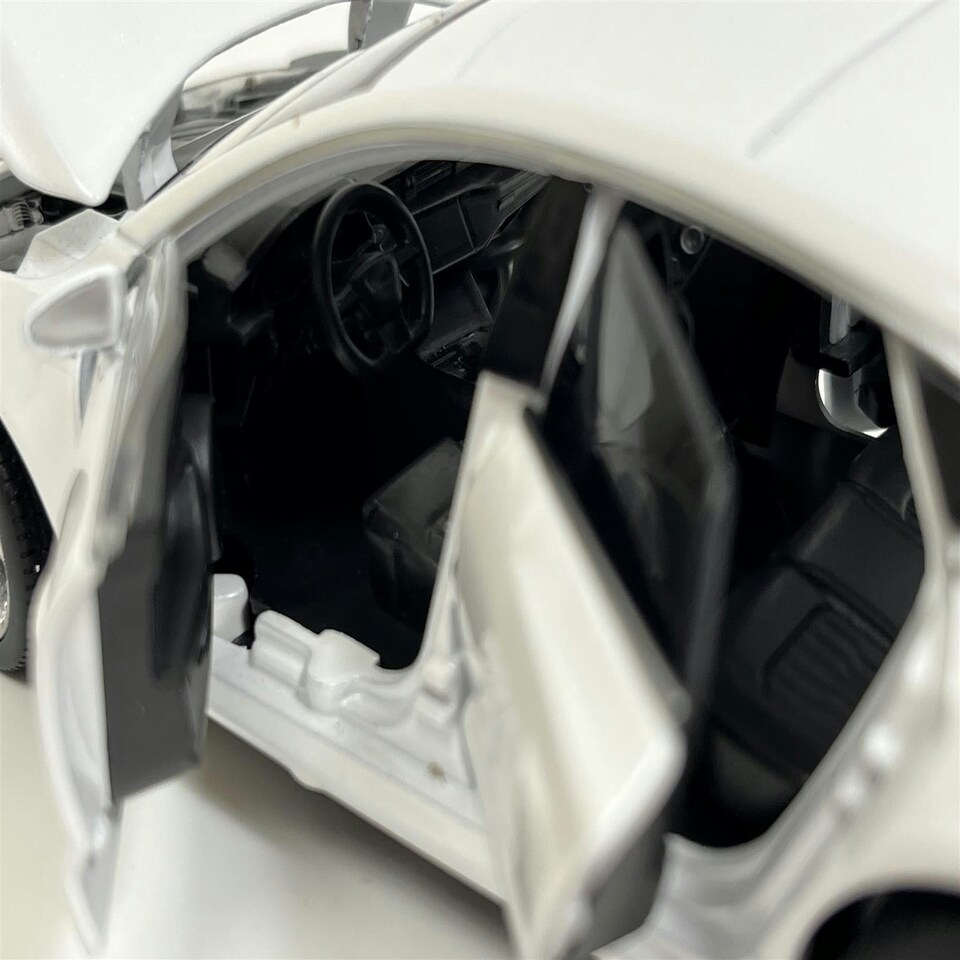 image 1 of Audi A7 White LHD Light and Sound 1:32 Scale Tayumo 32140017