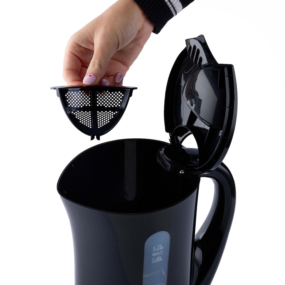 image 1 of Hamilton Beach Essential Kettle & Toaster Set Black