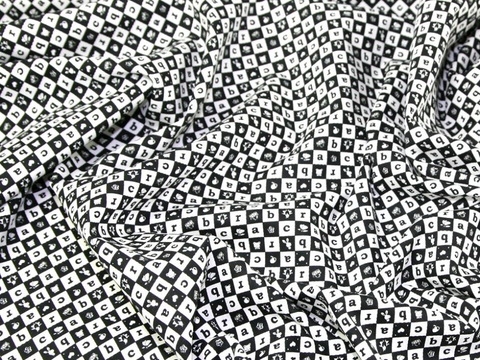 Black 100% Cotton Poplin Fabric for Dressmaking, Quilting, 112.5cm / 44" Wide - per metre