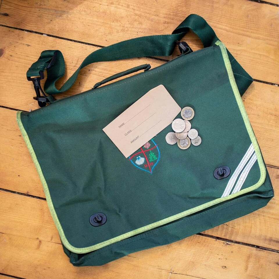 image 1 of Pack of 100 Dinner Money Envelopes