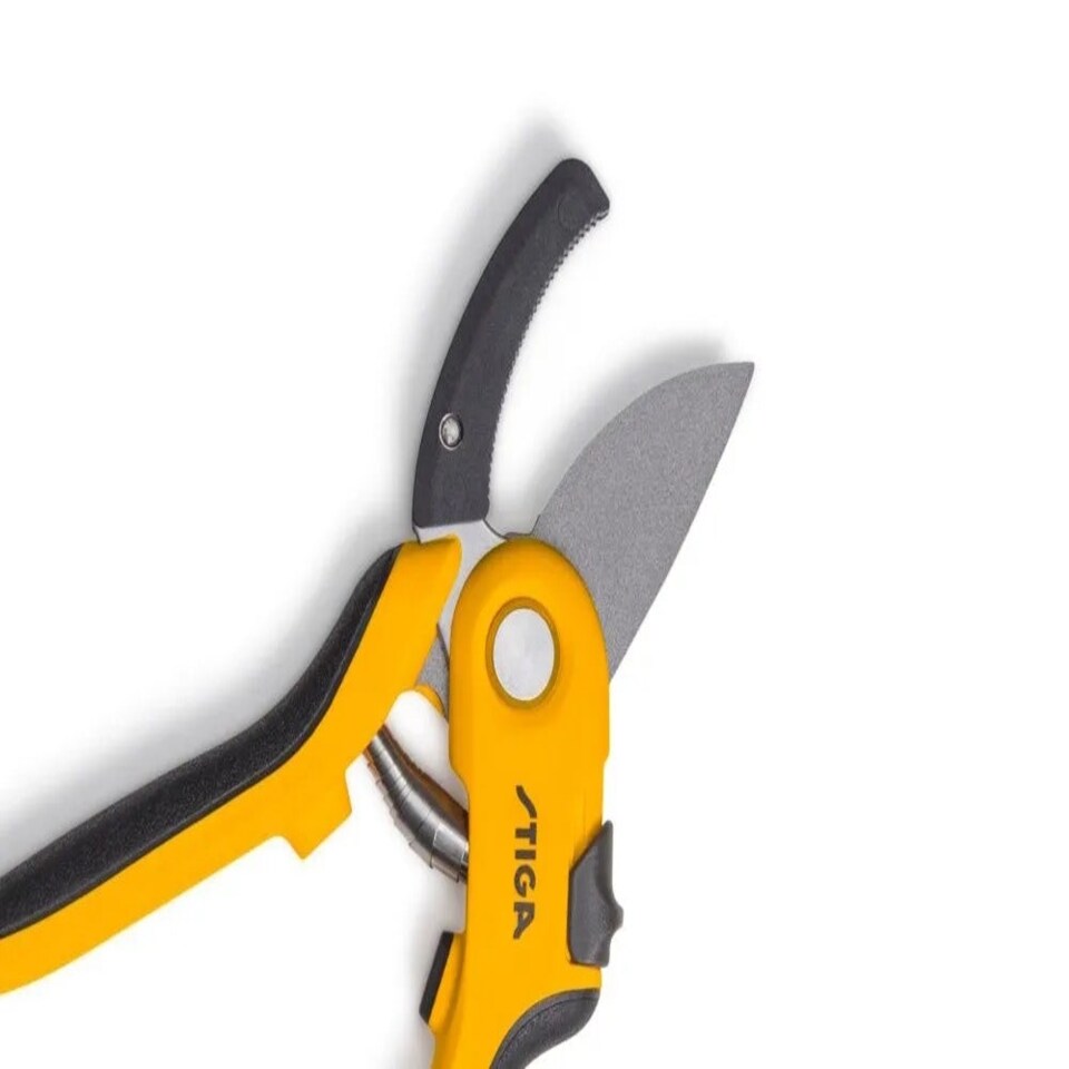 image 1 of Manual pruning shear and saw Anvil pruning shears