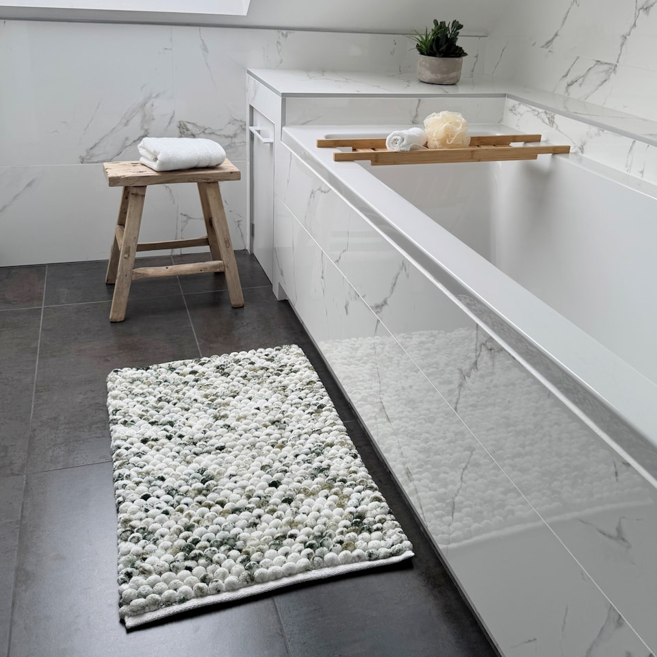 image 1 of Marl Chunky Bobble Bath Mat 50 x 80cm - Non Slip Marble Effect Bathroom Rug | Green | Green | 50 x 80cm (20 x 32") | 1