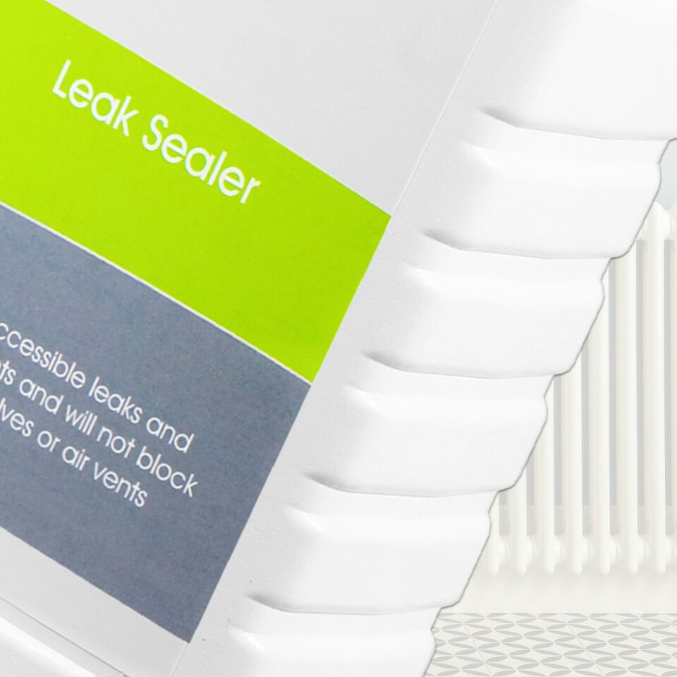 image 1 of SPARES2GO Central Heating Leak Sealer Concentrate Radiator Boiler Pipe Seal Liquid (500ml Bottle)