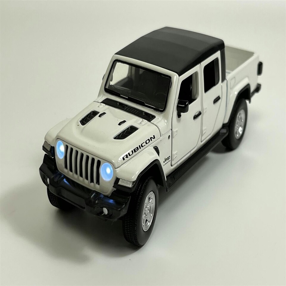 image 1 of Jeep Gladiator White LHD 1:32 Scale Light & Sound Tayumo 32130002
